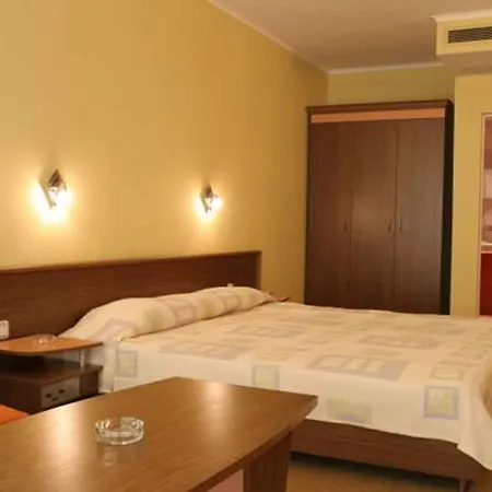 Trakia Plaza Apartmanhotel 4*