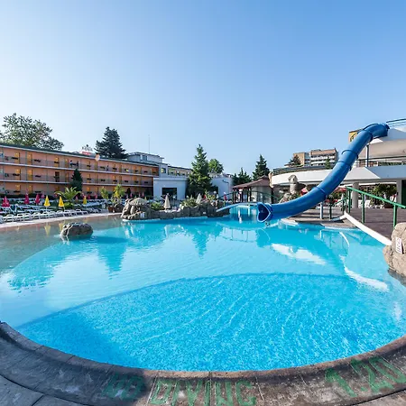 Trakia Plaza Apartmanhotel 4*